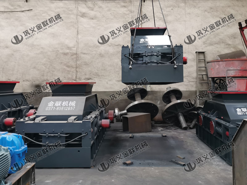 日產(chǎn)200噸玄武巖制砂機(jī)多少錢一臺,有哪些型號合適? 日產(chǎn)200噸玄武巖制砂機(jī)多少錢一臺,有哪些型號合適?