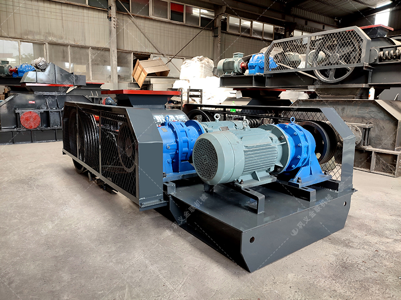 2PG400x400小型對輥破碎機發(fā)貨圖片_發(fā)往廣西雨林_破碎沙子