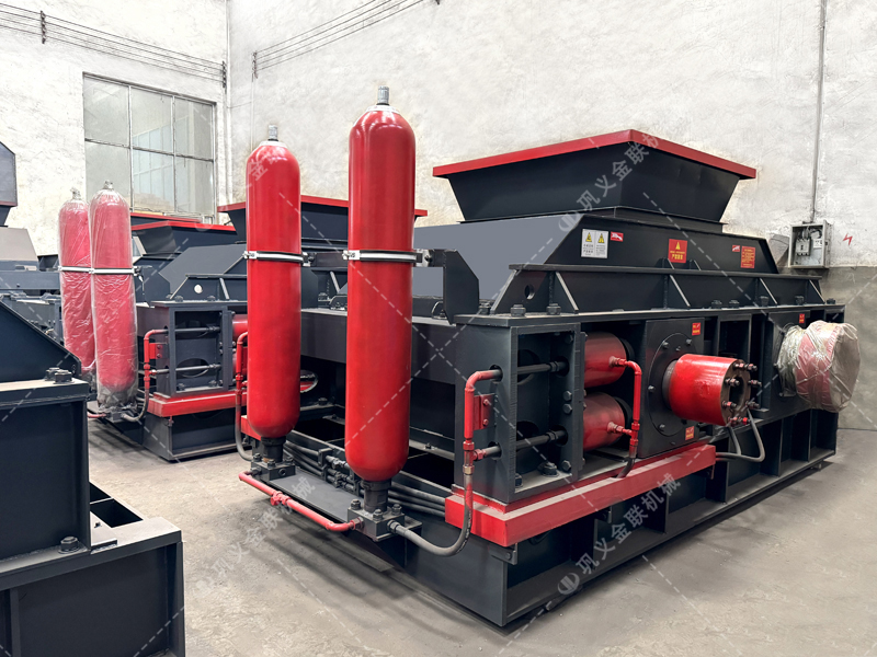 低轉(zhuǎn)速高壓力對輥制砂機，憑什么成為高品質(zhì)機制砂的 “粒形守護神”？